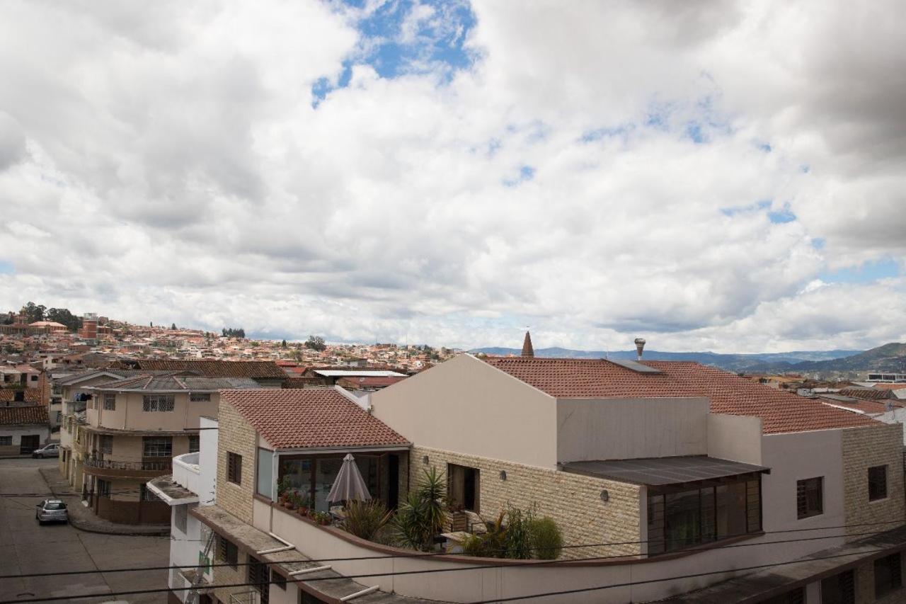 Hotel Brist0L Suites Centro Historico クエンカ 部屋 写真