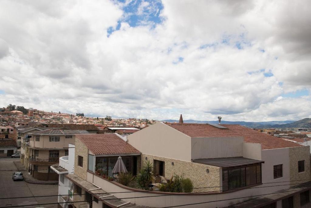 Hotel Brist0L Suites Centro Historico クエンカ エクステリア 写真