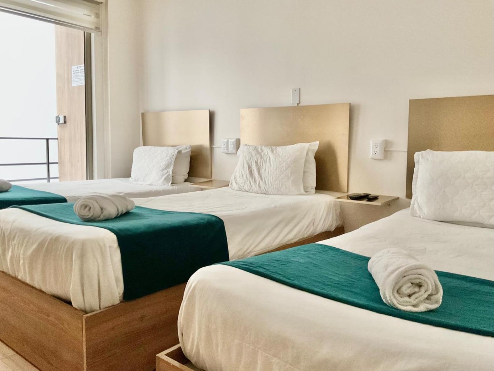 Hotel Brist0L Suites Centro Historico クエンカ エクステリア 写真